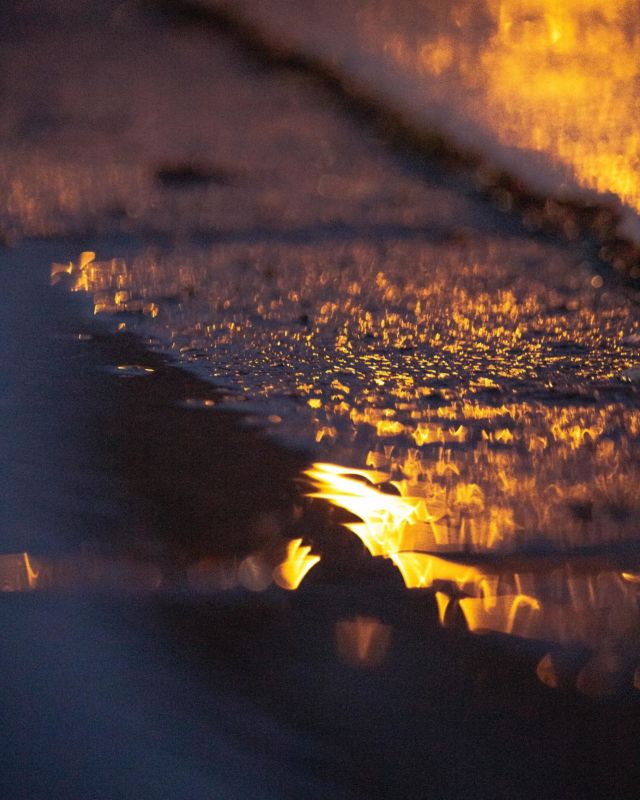 A B S T R A C T S L I G H T S

Une petite série prise l’année dernière un soir pluvieux à Lille 🌧

#ouvriersdelaruche #guiruch #frenchvisuals #oceandecouleurs #northfeature #theocsphoto #lightshadowcreative #explographies #igworldclub_sunset #colapsestudio #zeinberg @zeinberg @french.visuals #streetphotoclub #streetphotography_pt #streetphotoshoot #streetphotoreview #streetphotographylife #streetphotointernational #streetphotographycolor #streetphotographynow #streetphoto_greatshots #streetphotographyintheworld #streetphotoawards #streetphotographycolors #bokehcity #bokehlove #bokehlights #bokehphoto #bokeh_obsessed